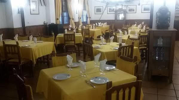 Hotel Restaurante Calderon Arcos de la Frontera Extérieur photo