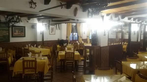 Hotel Restaurante Calderon Arcos de la Frontera Extérieur photo